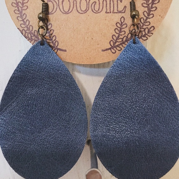 Genuine Light Blue Leather Teardrop Lightweight Dangle Statement Earrings - Picture 6 of 7